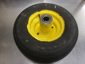 Am124729 John Deere F620 Z-trak Front Mower Rear Castor Tire Wheel 13x6.50-6