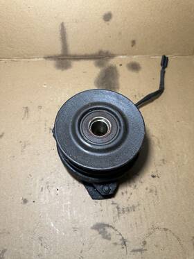 Am130328 John Deere Gt 242 240 245 275 Pto Clutch 5215-36 Warner