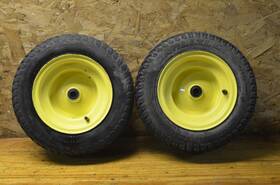 Am133154 John Deere X320 Front Tires Carlisle Turf Master 2 Ply 15x6.5-8