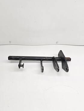 Am134867 John Deere X300 X324 X520 X530 X540 Rockshaft