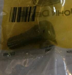 Am30795 John Deere 2 Pack Original Equipment Tire Valve Stem - Am30795/ Bin K