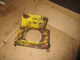 Am35299 John Deere 400 60 Inch Deck Gearbox / Gear Case Mounting Plate Base Nla Jd