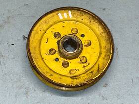 Am37582 John Deere 111 38 Inch Mower Deck Spindle Pulley