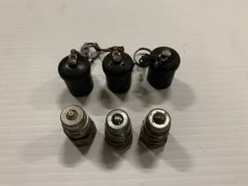 Am37983 John Deere 400 Male Hydraulic Quick Coupler Plug And Cap - Lot Of 3