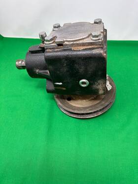 Auc10298 John Deere Used Gear Case- 54d 60d 54hc 54c 60c