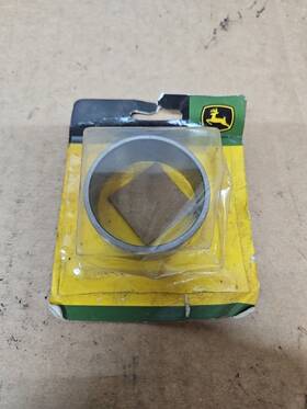 Ch14644 John Deere Original Equipment Bearing Race -