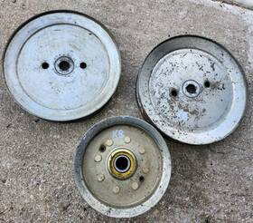 Gx20367 John Deere Oem D110 Mower 42 Inch Cut Deck Spindle Pulley Set Of 3