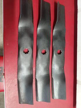 Gx21785 John Deere High-lift Bagging Blades 95 Mm Cut Length