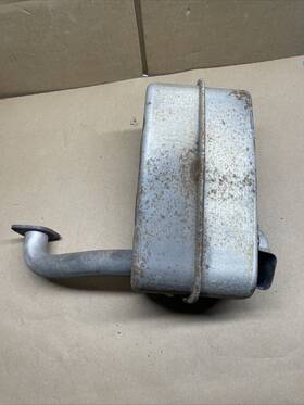 Gy21535 John Deere Single Cylinder Engine Muffler 2500