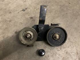 M0g235a John Deere Gt225 Gt245 Gt-235 Tractor Drive Clutch Assembly / Transmission