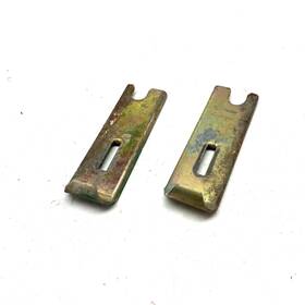 M116687 John Deere M116686 Mc519 Utility Cart Latch Rh Lh Set