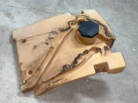 M118400 John Deere 335 Fuel Tank