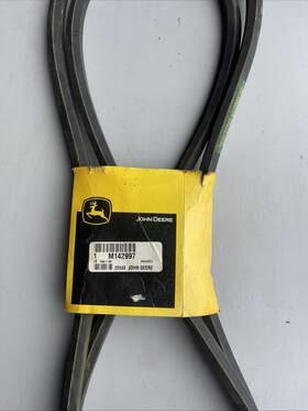 M142997 John Deere Belt