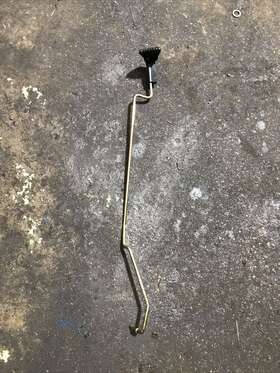 M152918 John Deere X300 X304 Lift Lock Lever And Rod