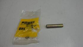M154871 John Deere Select Gator Models Front Suspension Droplink Spacer Part#