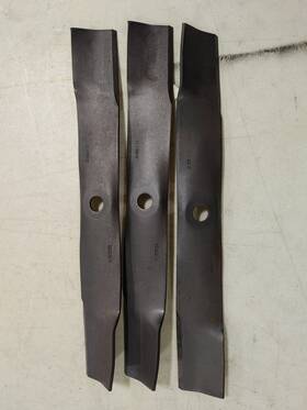 M163983 John Deere Mower Blade Utility Tractors 1025 3038 X710 X730 X750 Z540