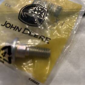 M45033 John Deere Shoulder Screw