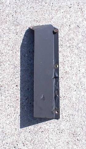 86-e04 John Deere M49685 400 - Kohler K532 Air Duct Left