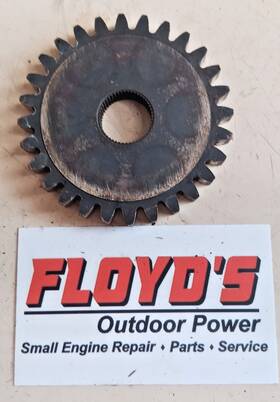 M70518 John Deere 170 180 Peerless Transaxle 28t Splined Gear