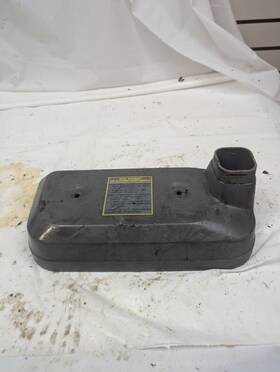M76075 John Deere F725 240 245 260 265 285 320 325 345 335 Gx345 Air Filter Cover M7607