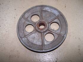 M802559 John Deere 240 260 Gt242 Gt262 6-speed Transmission Input Shaft Pulley