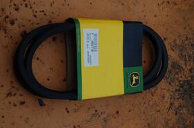 M82718 John Deere Original V-belt - New
