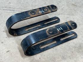 M84077 John Deere 111 Lawn Tractor Seat Springs M84077 John Deere 111 Lawn Tractor Seat Springs