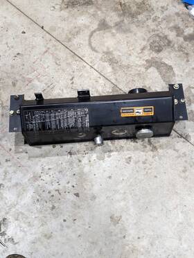 Tca12323 John Deere F620 Z-trak Hydraulic Fluid Tank Reservoir With Cap Oem