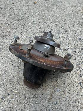Tcu38914 John Deere Oem Mower Spindle Assembly Pallet #2