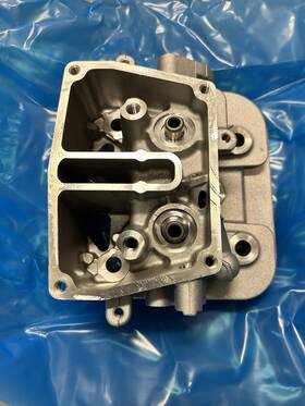 11008-2162 Kawasaki Bare Head Fj400 John Deere Lx288 Club Car New Oem Wm15c