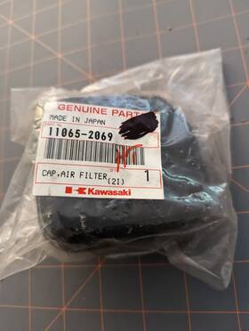 11065-2069 Kawasaki Cap Air Filter Engine Parts