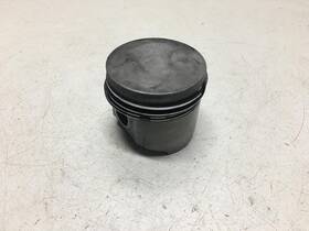 14541-21050 Kubota 15852-21110 Engine Piston And Rings