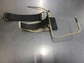 66101-58222 Kubota G1900 Diesel Tractor Air Cleaner Filter Mount Bracket