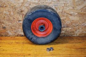 K3811-18023 Kubota Z781kwti Z781 Front Wheel Tire Assembly