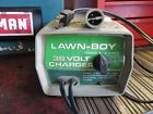 L212-102 Volt Standby Charger