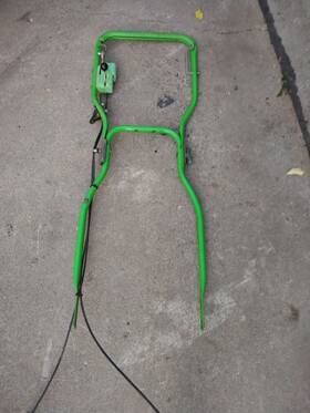 612787 Lawn Boy 611554 Lower Handle Upper