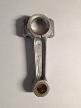 676078 Lawn-boy Nos Oem Genuine Mower Early Style Bushing Connecting Rod. Part