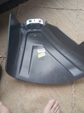 731-10111b Mtd Lawn Tractor Deck Chute