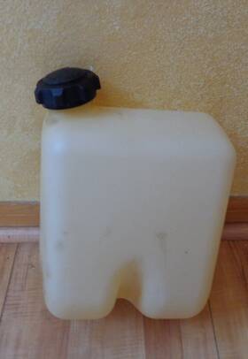 751-0555d Mtd Gas Fuel Tank With Cap Oem 24o1