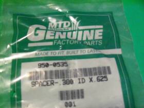 950-0535 Mtd 950-0525 New / Cub Cadet Spacer Oem Mu15