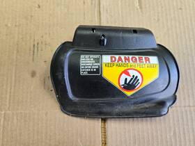 687-06029 Mtd 987-02516 Walk Behind Mower Side Door Mulch Plug