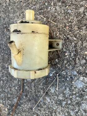 New Holland Tr79d3500 Hydra Reservoir Ford Tractor Ls25 Ls35 Ls45 Ls55