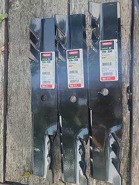 107-3192-03 Oregon 596-308 3pk Gator G5 Blade 16-1/2 Inch Toro 107-3192 107-3193