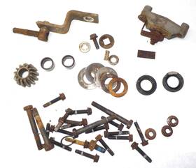 Mst-205-527d Peerless 5 Speed Transaxle Assorted Parts And Hardware