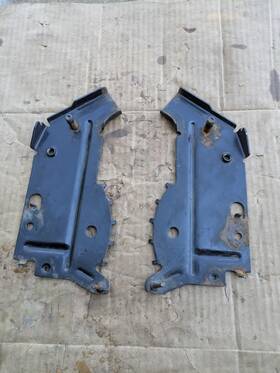961360002 Poulan Pro Lawn Mower Rear Left And Right Handle Brackets