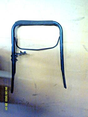 7047011 Snapper 7074254 Used Walk Mower Upper Handle / Sector 7038478 Bail
