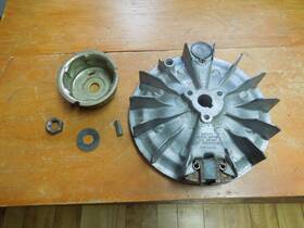 Lev115-355016d Tecumseh 611299 Flywheel/cup/nut/washer Ex Cond