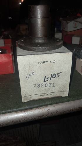 782031 Tecumseh Vintage Nos Housing Assembly Axle