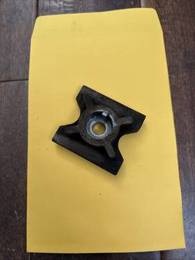 104-1007 Toro Oem Part # Retainer-blade For Recyclers