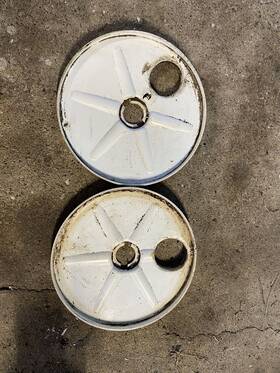 108-3794 Toro 110-1792 2 Genuine Oem Part # Wheel Cover Asm Replaces 105-1838